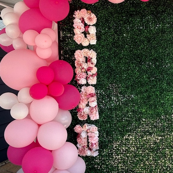 GRAD customer flower letters